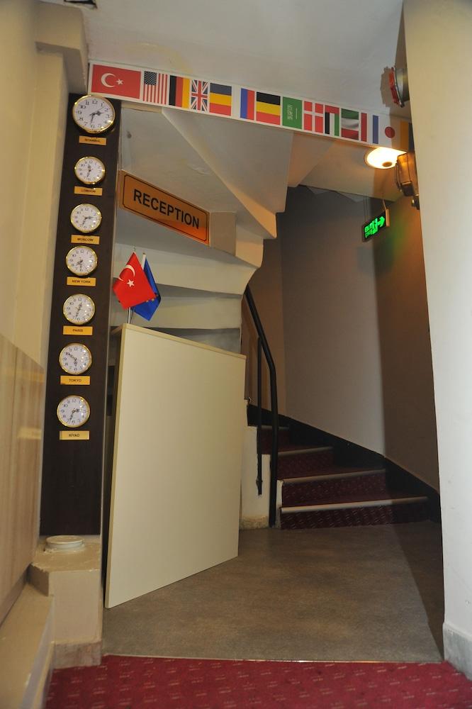 เซอร่า บูทิก โฮเต็ล Hotel อิสตันบูล ภายนอก รูปภาพ