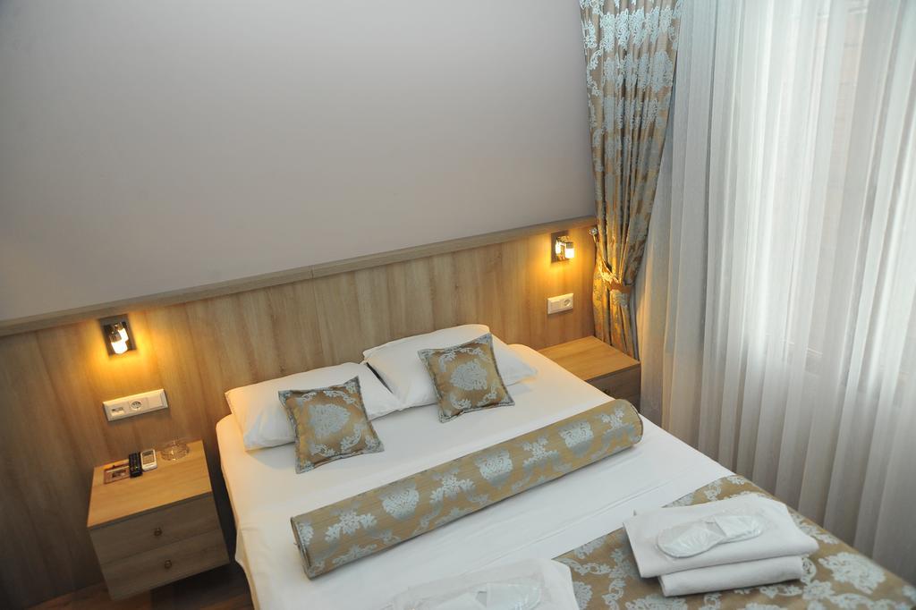 เซอร่า บูทิก โฮเต็ล Hotel อิสตันบูล ภายนอก รูปภาพ