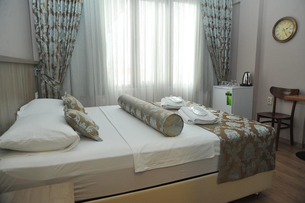 เซอร่า บูทิก โฮเต็ล Hotel อิสตันบูล ภายนอก รูปภาพ